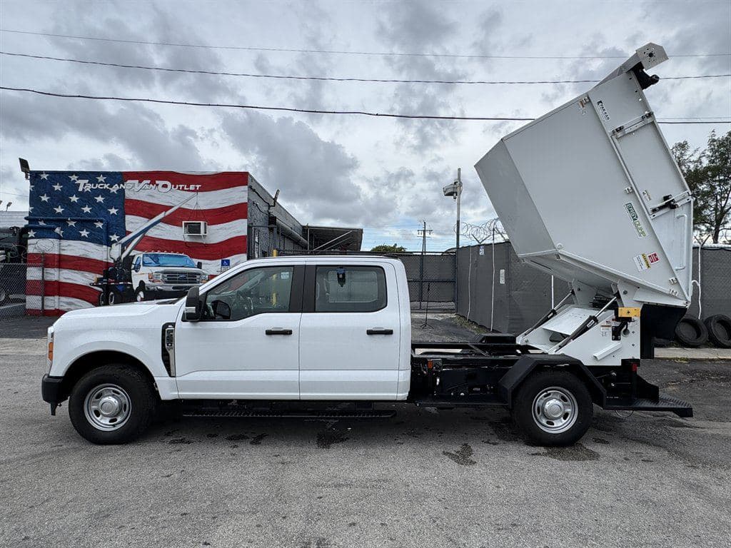 2023 Ford F250sd image 75