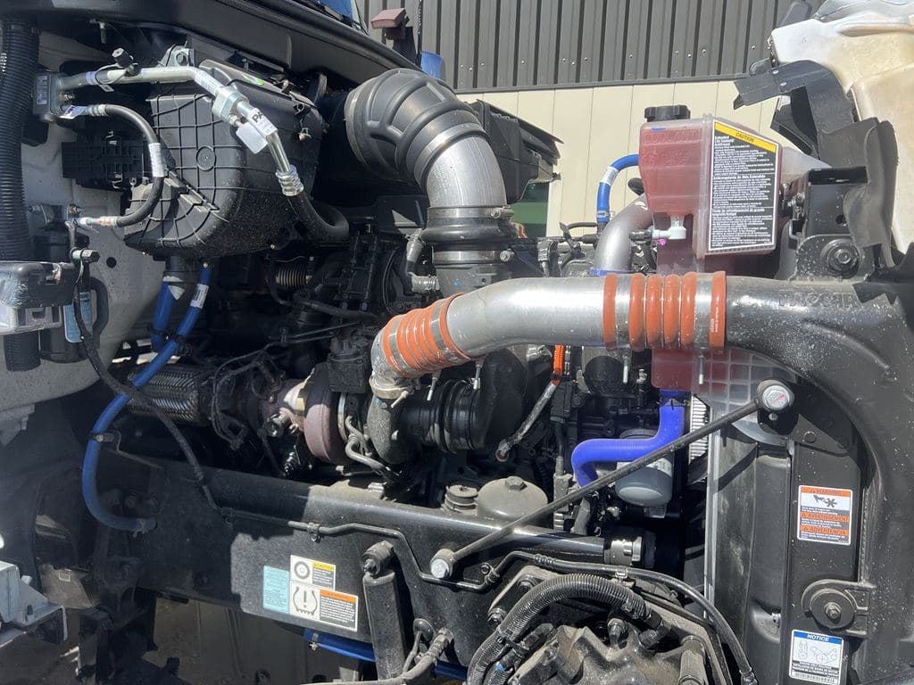 New 2026 KENWORTH T880S image 7