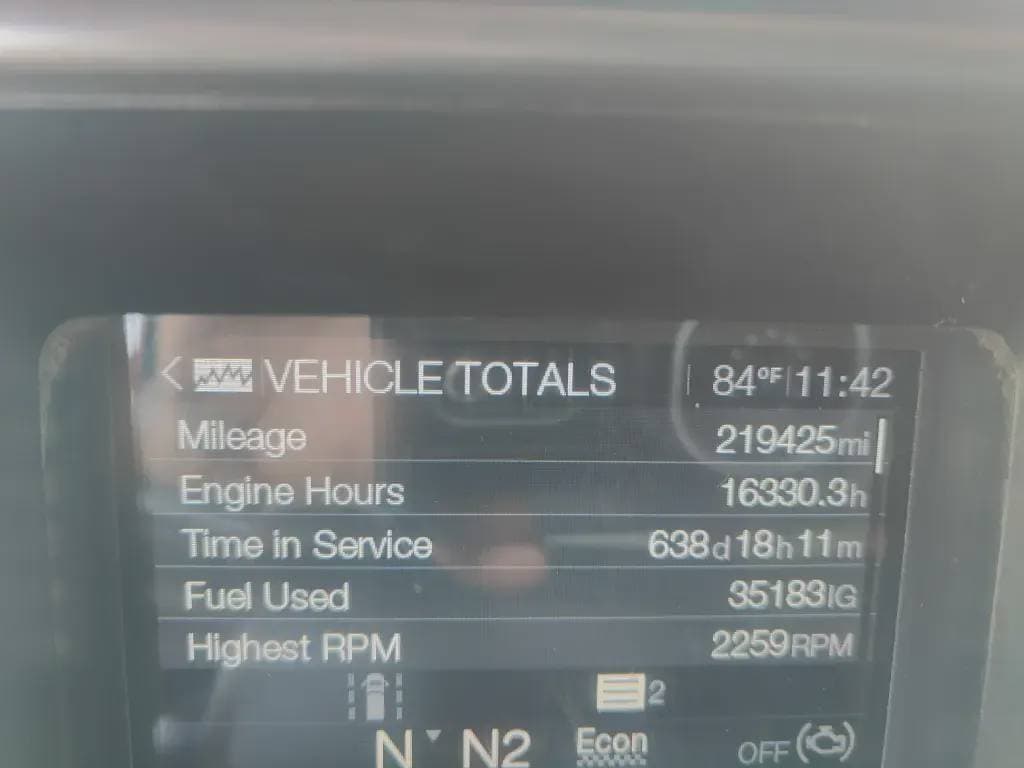 Used 2022 MACK Conventional - Sleeper Truck image 14