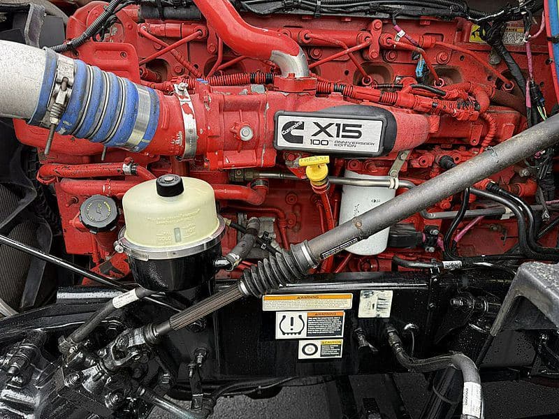 2020 Peterbilt 579 image 5