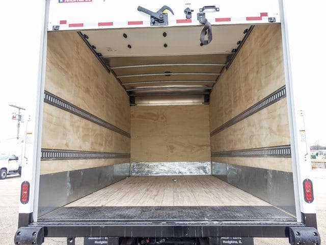 2024 Chevrolet Silverado 4500HD Work Truck image 9