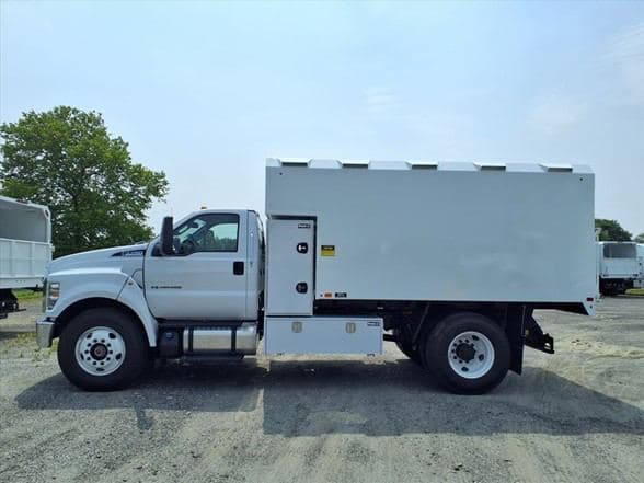 2026 Ford 4143D image 4