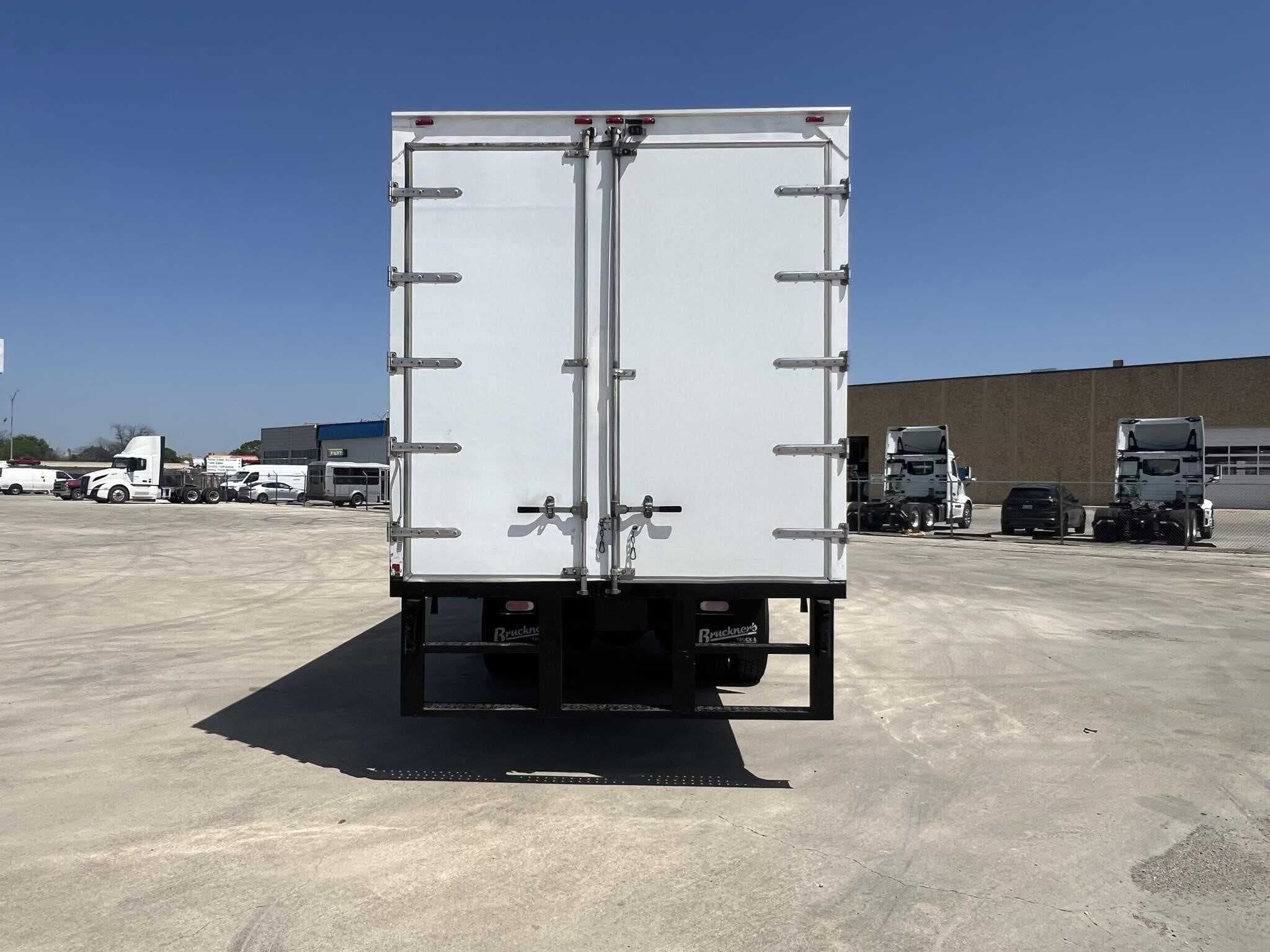 Used 2020 PETERBILT 337 Box Truck - Straight Truck in San Antonio, TX image 10
