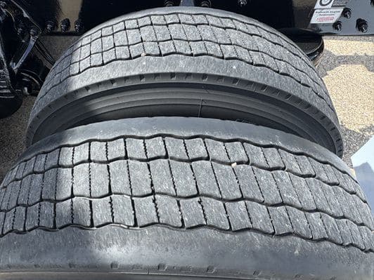2022 Kenworth T680 image 16