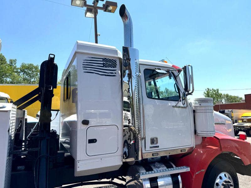 2017 Western Star 4900 image 17