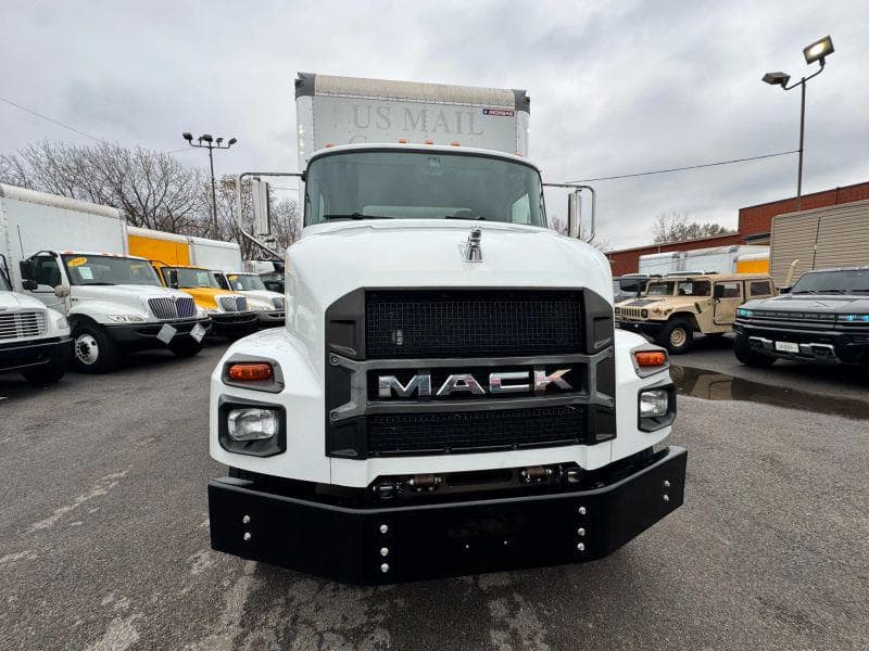 2021 Mack AN64T image 2