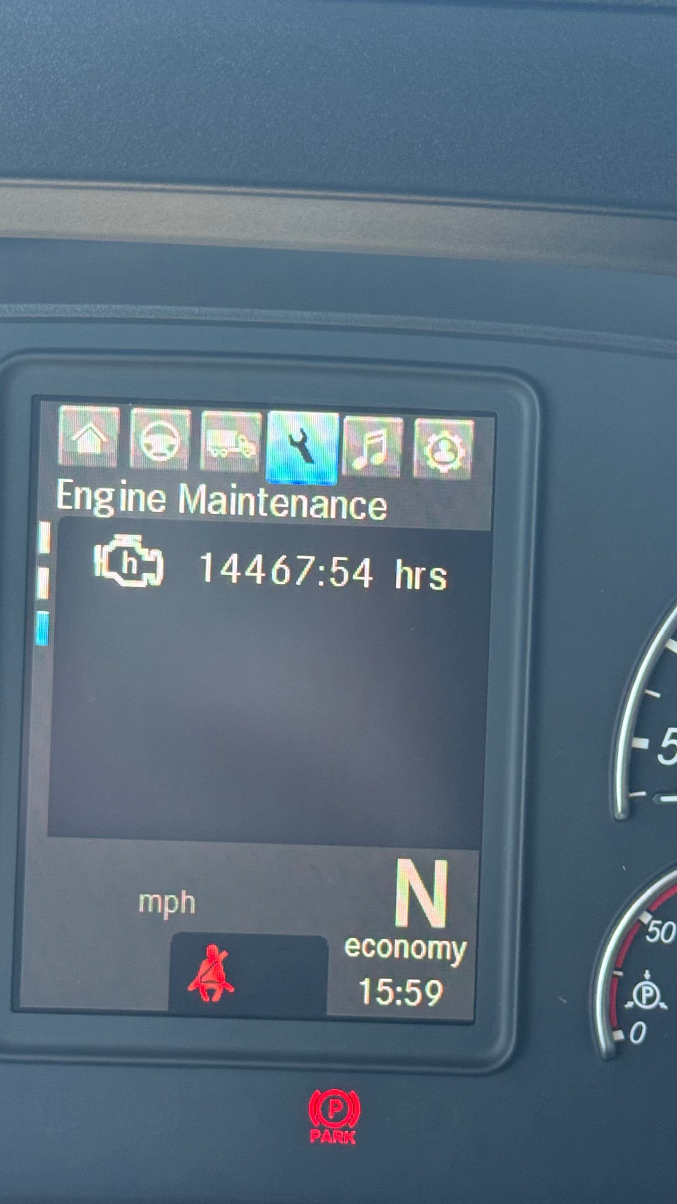 2021 Freightliner Cascadia 126 image 7
