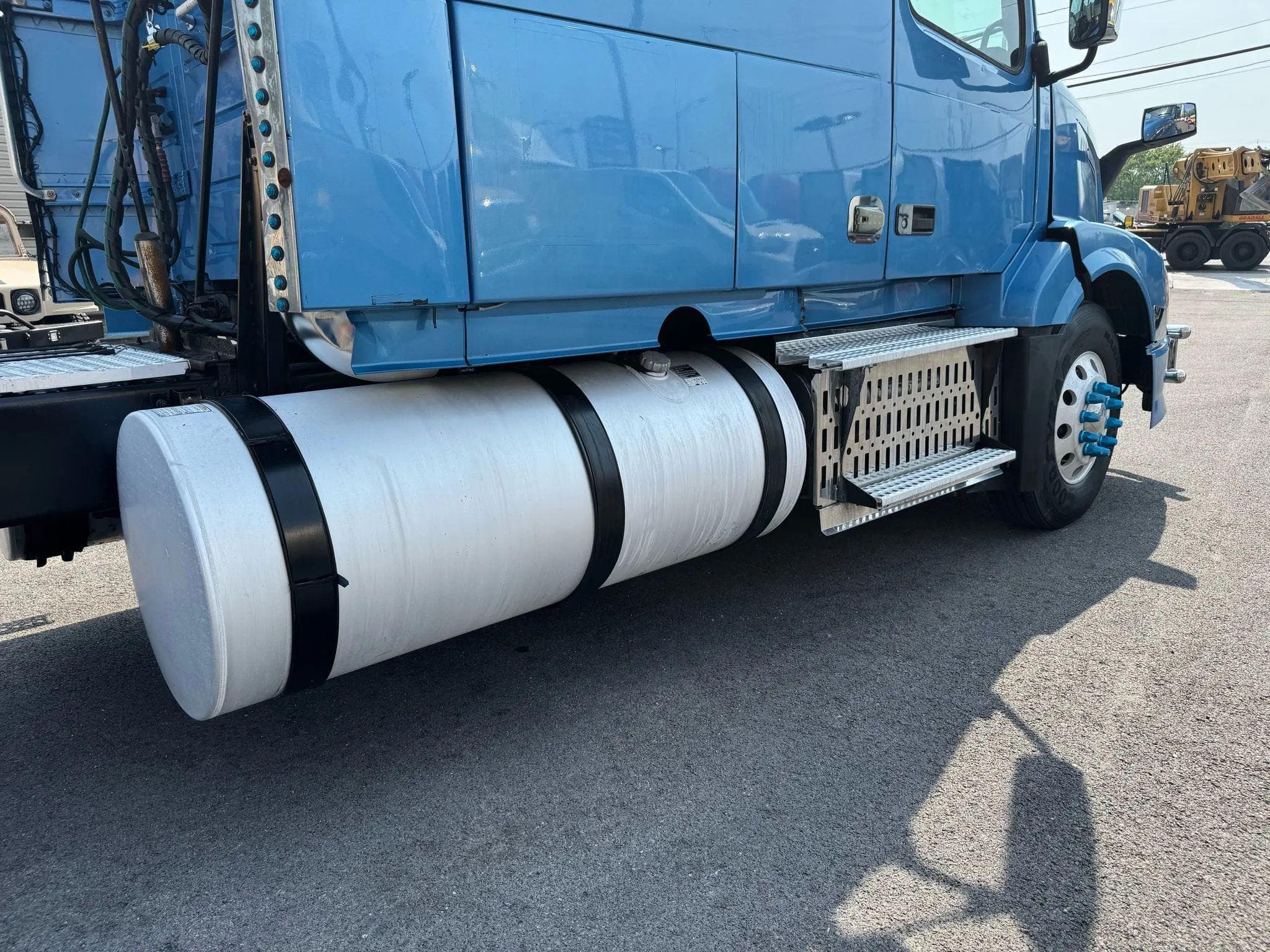 2012 Volvo VNL image 58