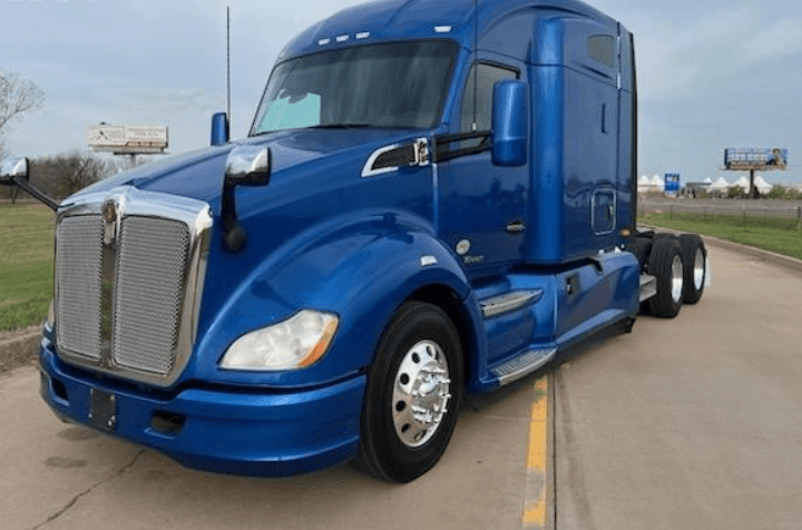 2020 Kenworth T680 image 2