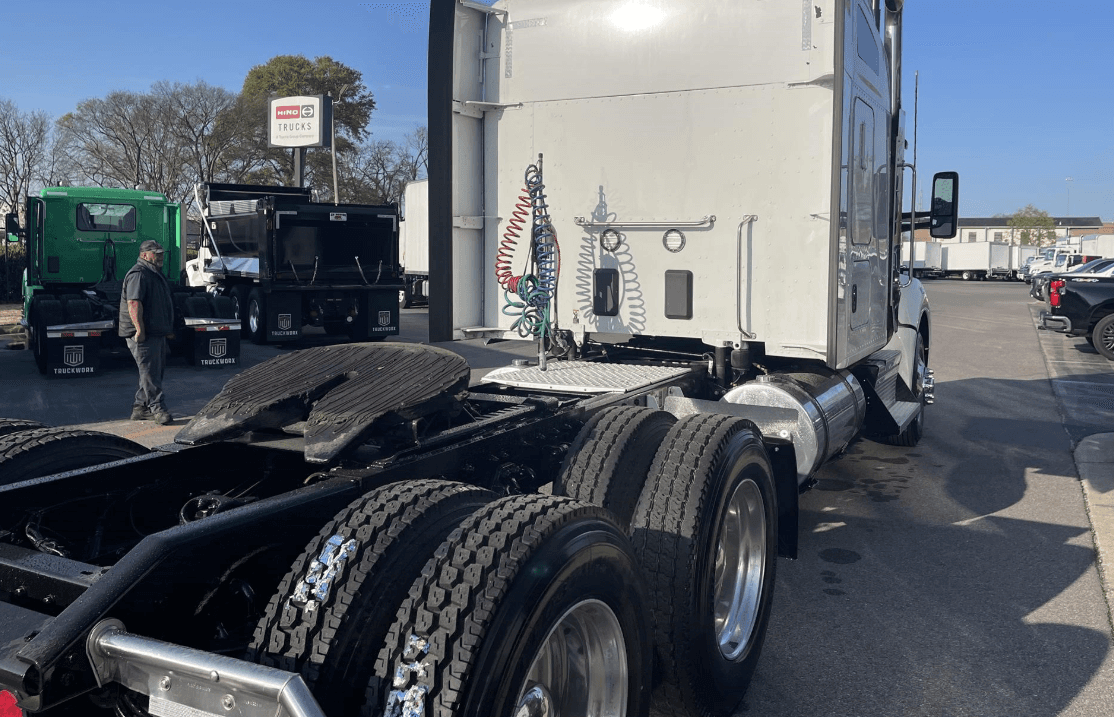 2020 Kenworth T880 image 5