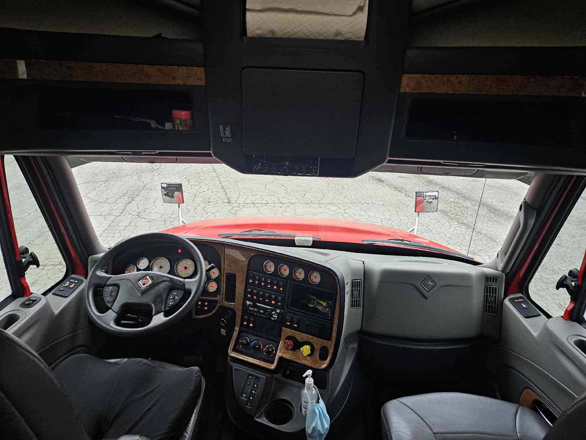 2017 International ProStar image 3