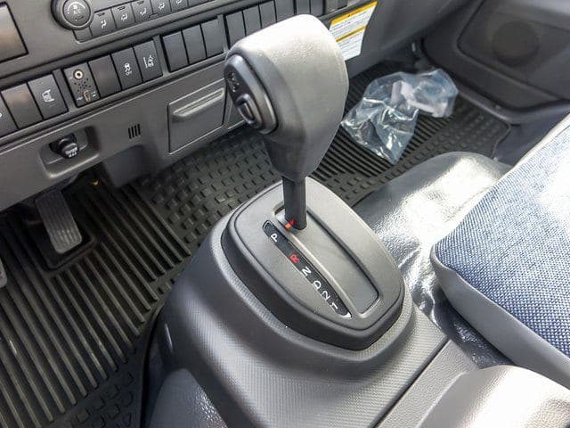 2025 Chevrolet 5500 XD LCF Diesel Work Truck 109" Wheelbase Cab Chassis image 12