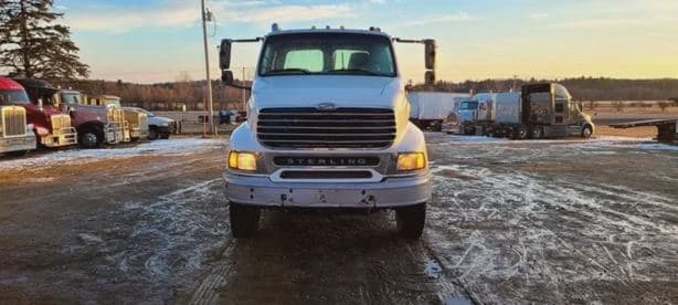 2007 STERLING AT9500 image 3