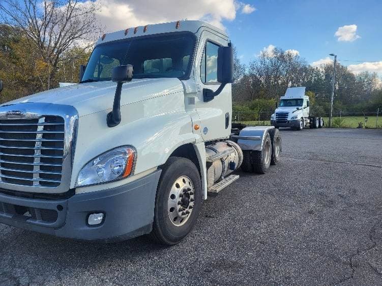 2018 Freightliner Cascadia image 9