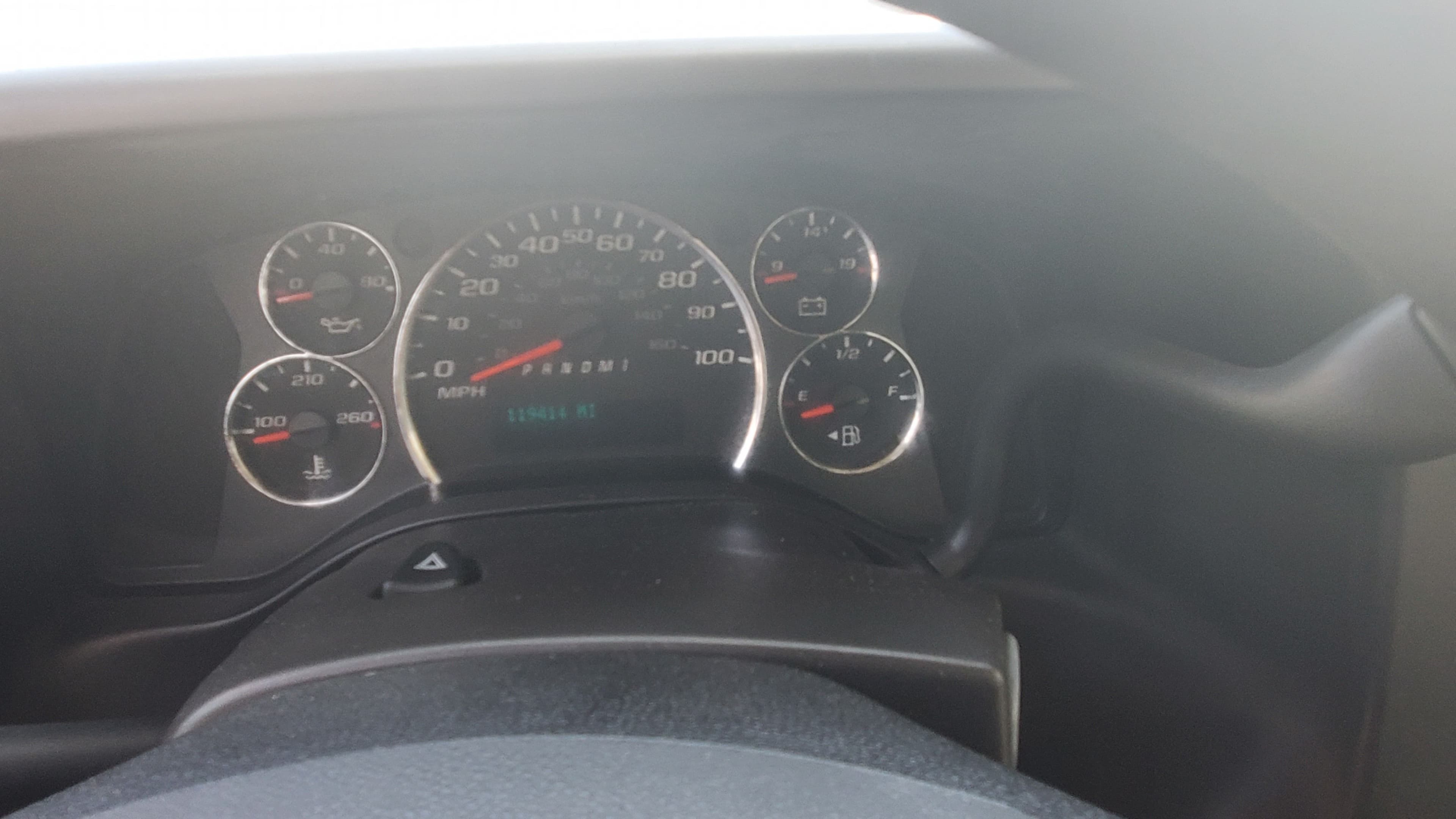 2015 Chevrolet Express image 6