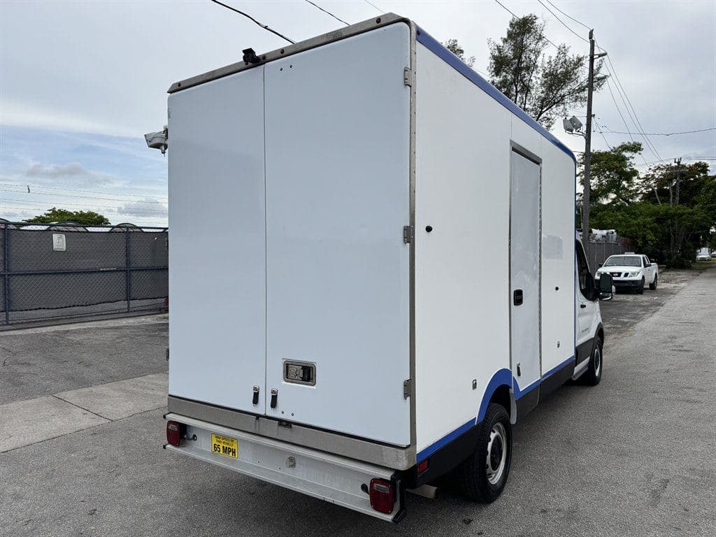 2023 Ford Transit T-350 image 11