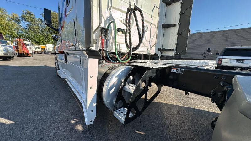 2021 Freightliner Cascadia image 20