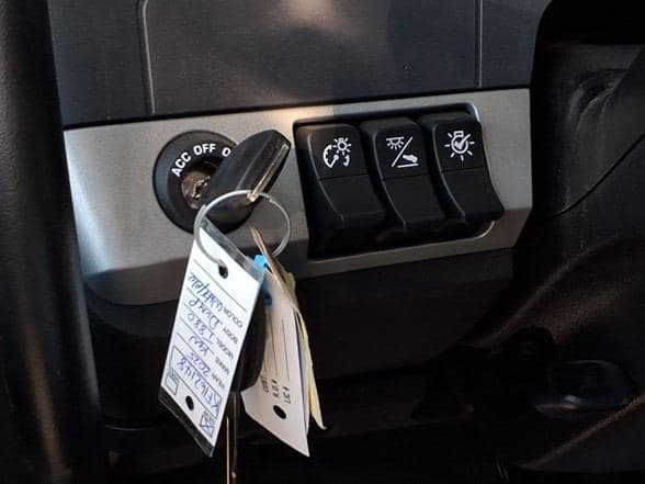 2025 Kenworth T880 image 29