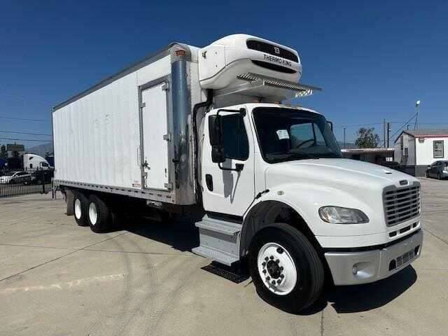 2019 Freightliner M2 image 4
