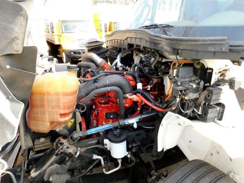 2018 International 4300 image 9