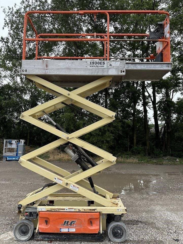 2014 JLG 1930ES image 8