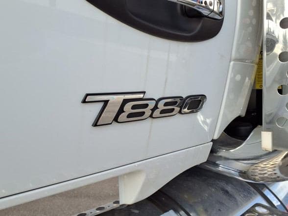 2025 Kenworth T880 image 36