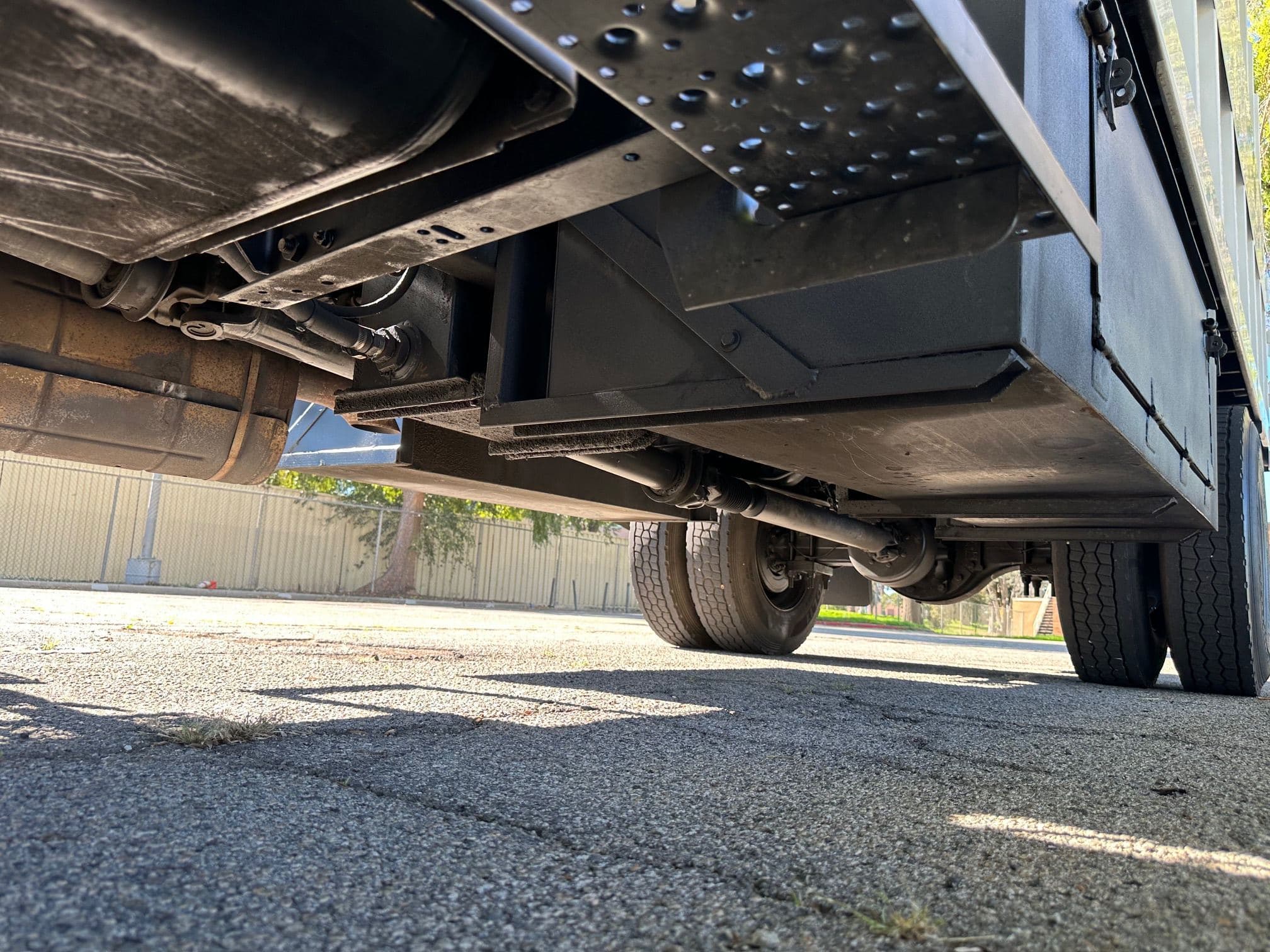 2015 FORD F650 SD Crew Cab Chipper Dump 13409 image 52