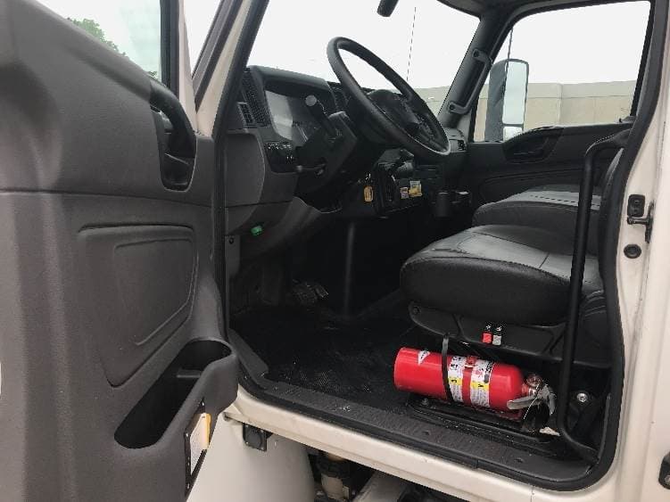 2022 International MV607 Box Truck - 220HP, 6 Speed Automatic, Roll up Door image 16