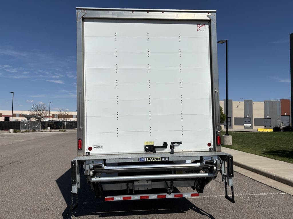 Used 2025 KENWORTH T380 image 5