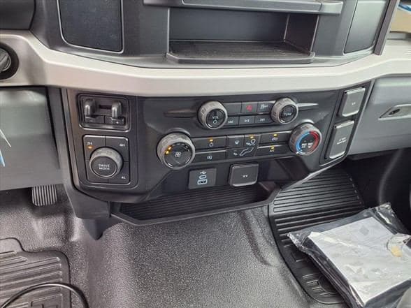 2026 Ford F600 SD XL image 16