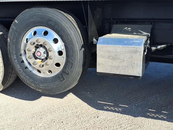 2026 Kenworth T880 image 12