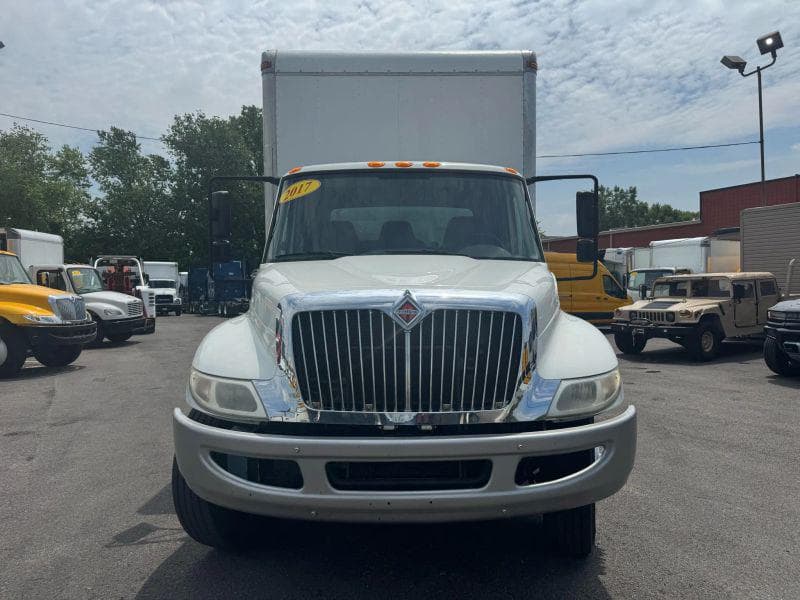 2017 International 4300 image 2