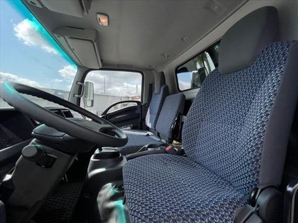 2024 Isuzu NPR HD image 10