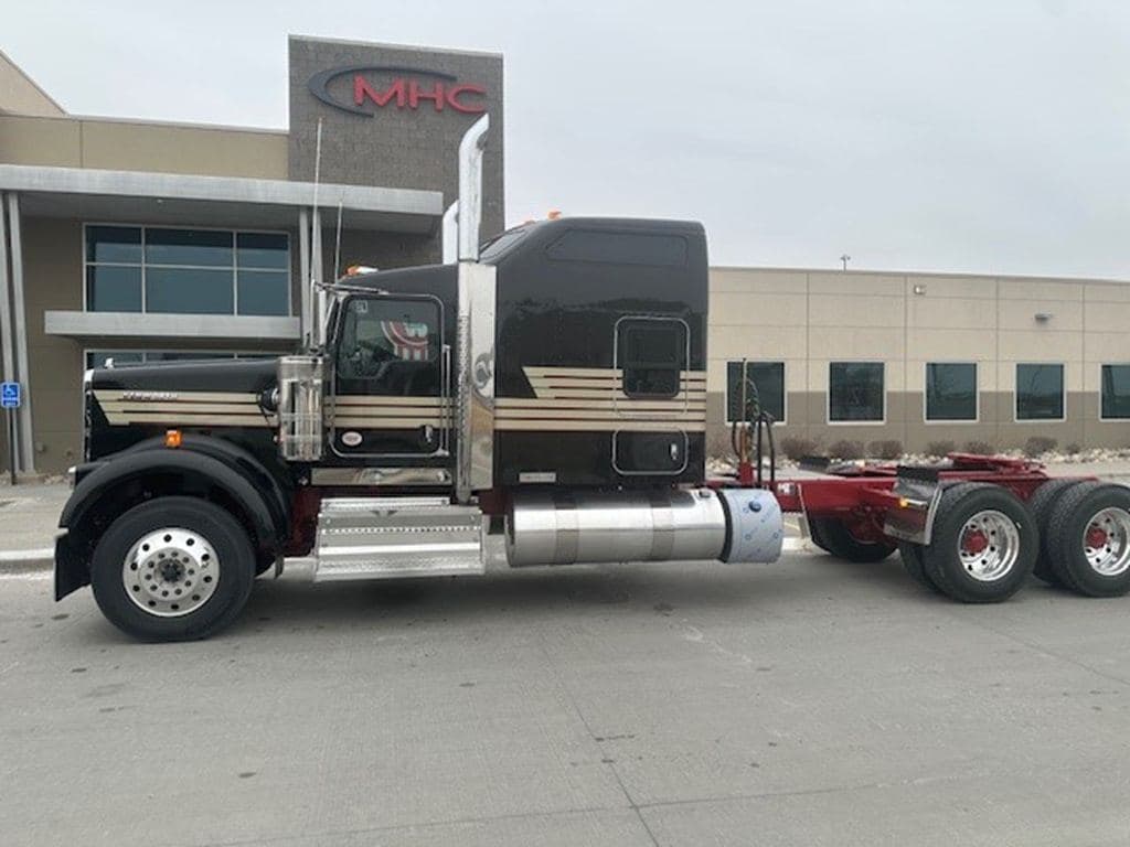 New 2026 KENWORTH W900 image 5