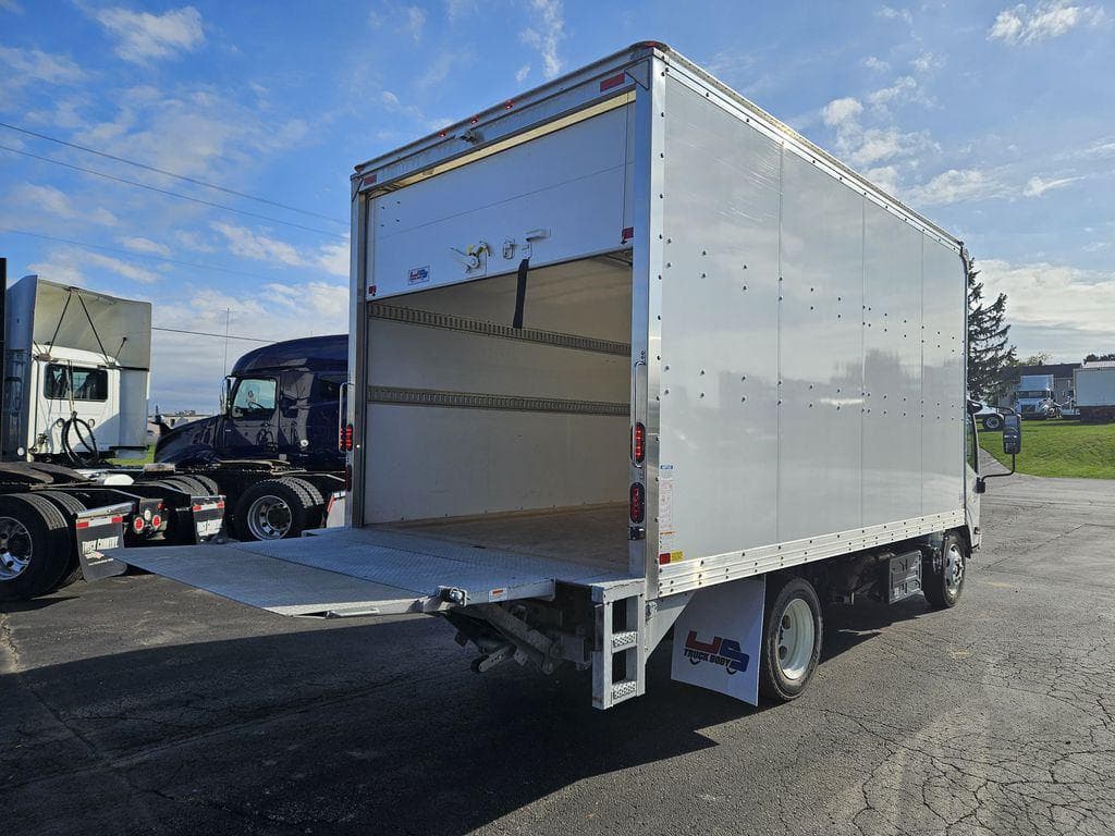 2023 Hino Conventional Type Truck image 5