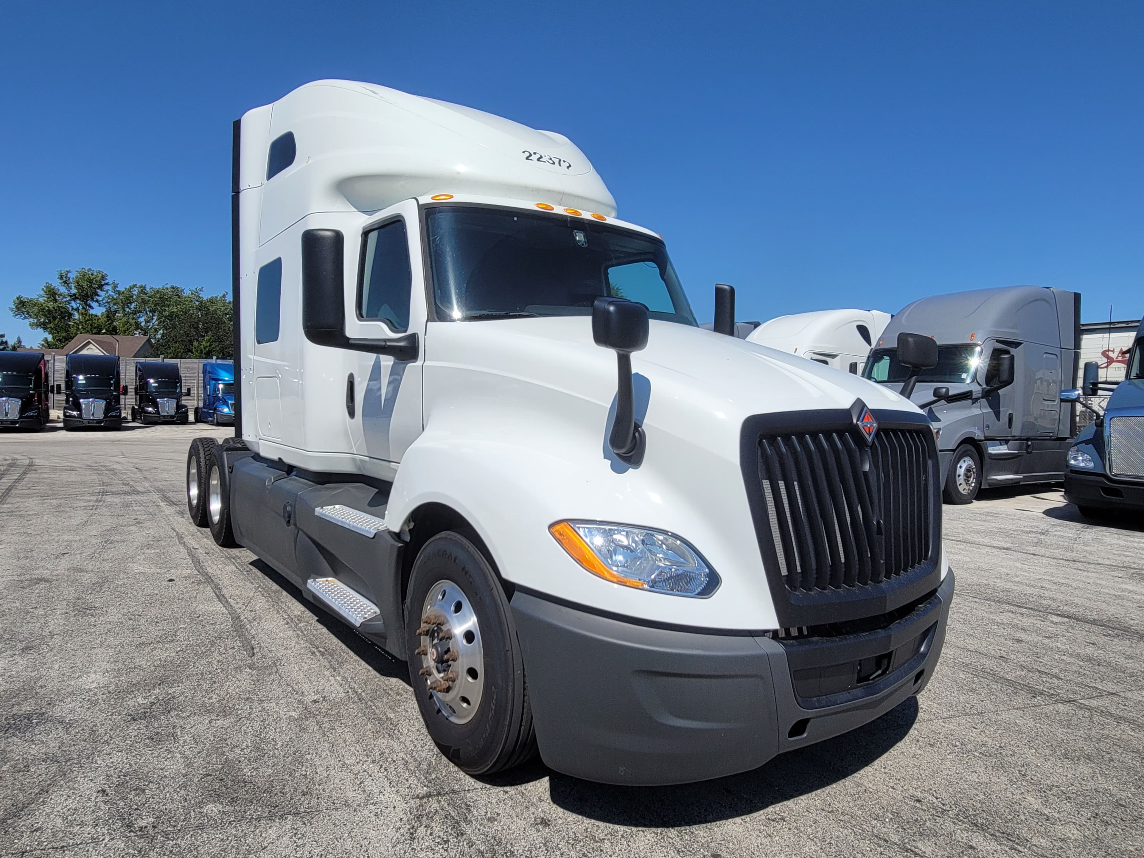 2022 International 1652 image 5