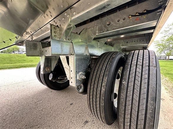 2027 STOUGHTON PLATINUM TSTGH42LAK Web image 9