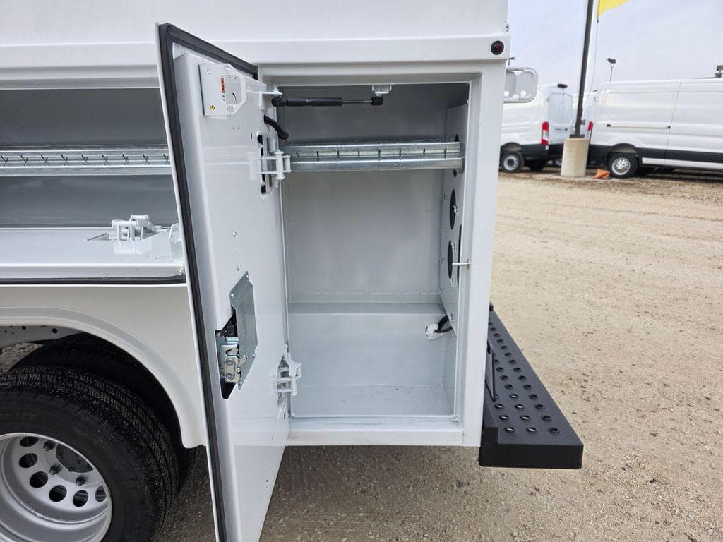 2024 Ford Transit-350 Base image 23