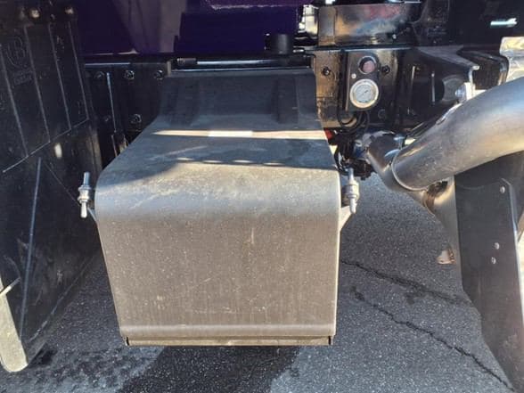 2025 Kenworth T880 image 6