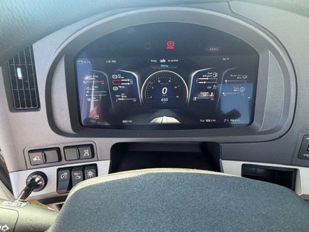 New 2026 KENWORTH T880 image 17