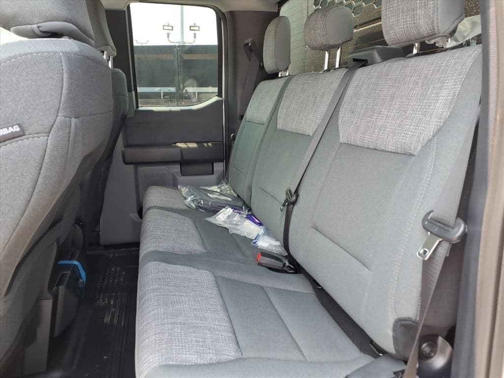 2026 Ford F550 XLT image 17