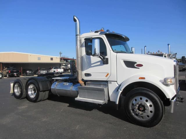 2019 Peterbilt 567