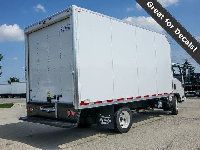 2025 Chevrolet 5500 XG LCF Gas Work Truck 16'x96"x7'6" Box Truck image 3