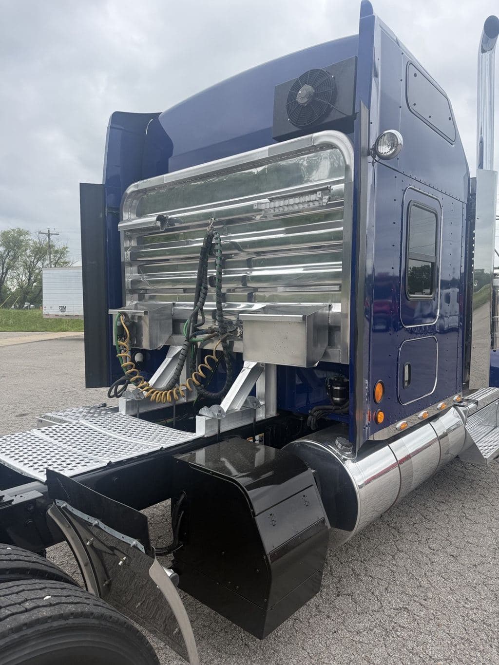 Used 2023 KENWORTH W900L image 12