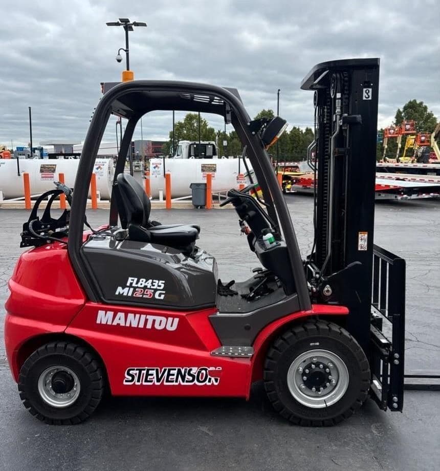 2023 MANITOU MI25G FL8435 image 2