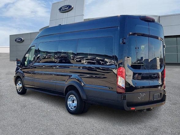 2026 Ford Transit image 2
