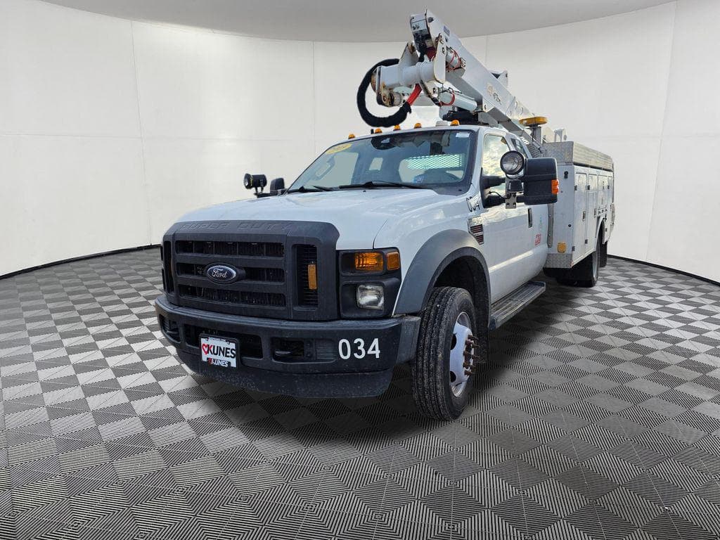 2009 Ford F-550SD XL DRW Bucket Crane image 3