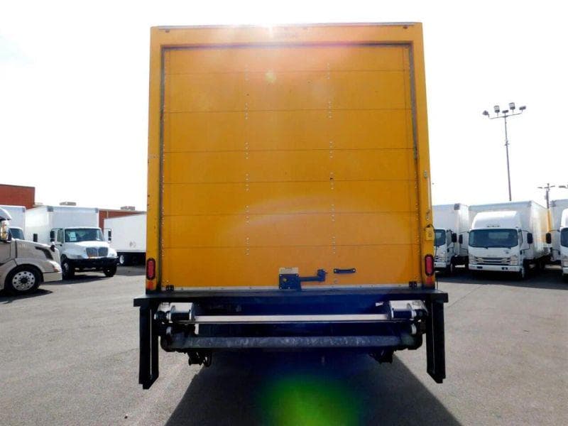 2019 International 4300 image 9