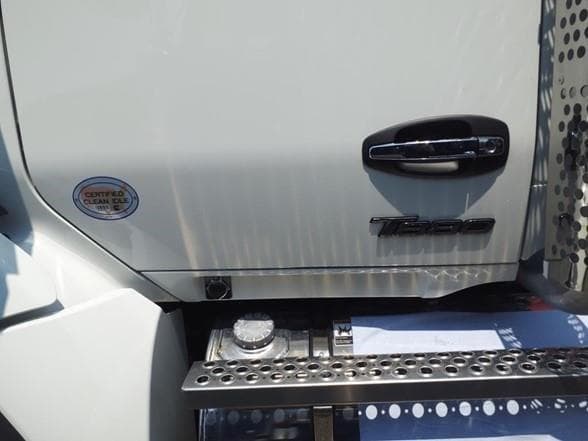 2026 Kenworth T880 image 5