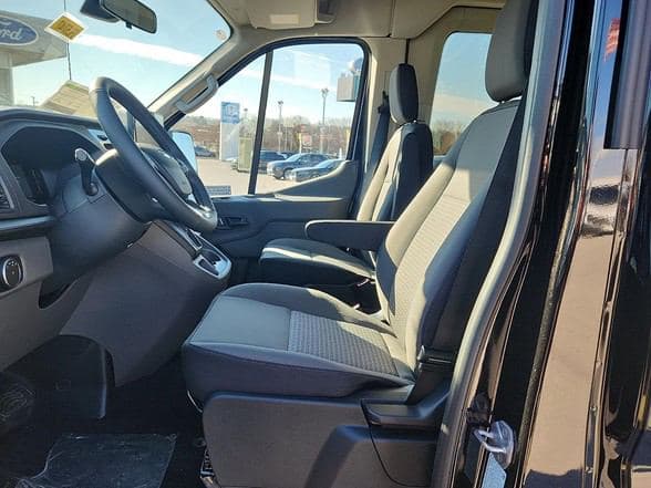 2026 Ford Transit image 7